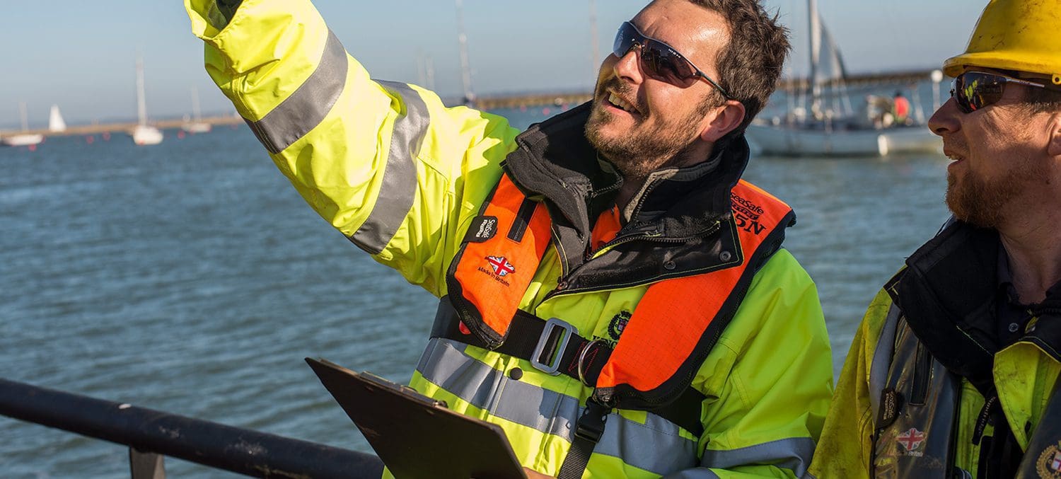 life jacket survival at sea