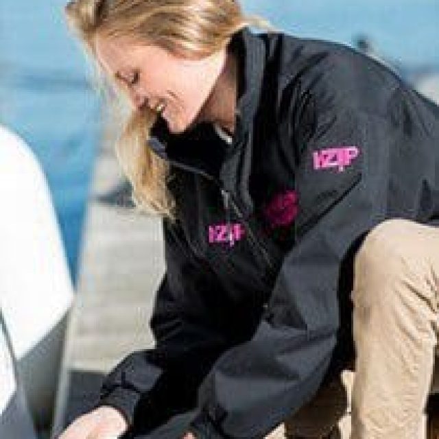 LEISUREWEAR CLOTHING & ACCESSORIES